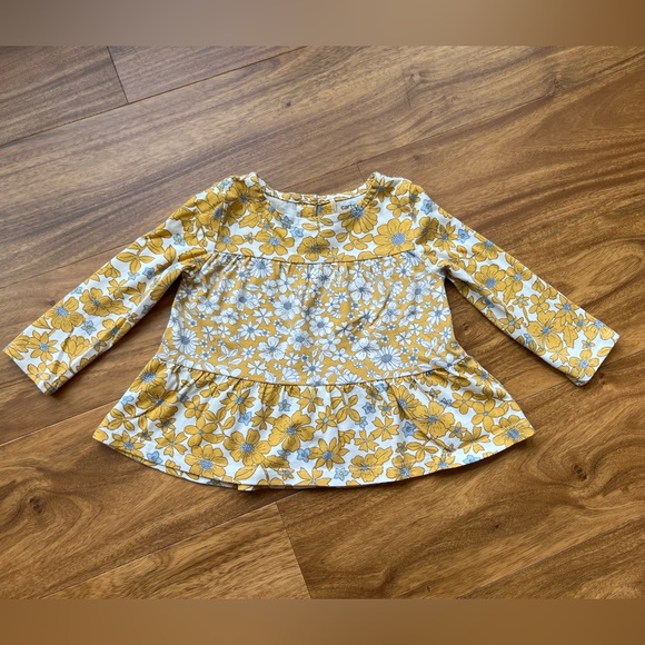 4 for $10 ๐ Carter's Yellow Floral Top with Denim Color Pants - Picture 2 of 8